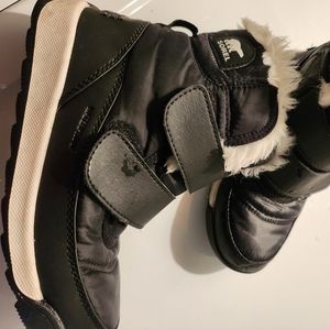 Sorel kids winter boots size 12